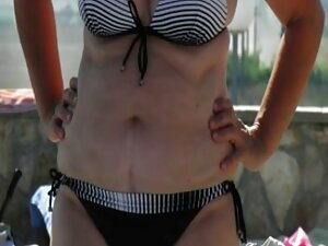 a mostrar pés sensua ...